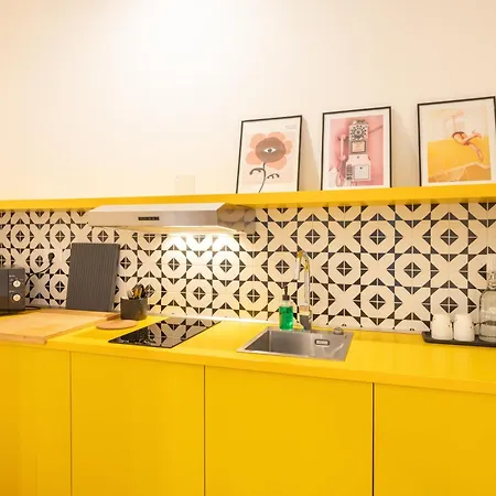 The Idyll Boutique - In Napoli's Spanish Quarters Neapol