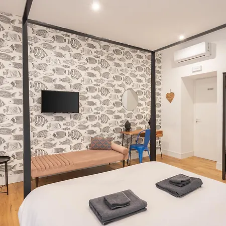 Bed & Breakfast The Idyll Boutique - In Napoli's Spanish Quarters *