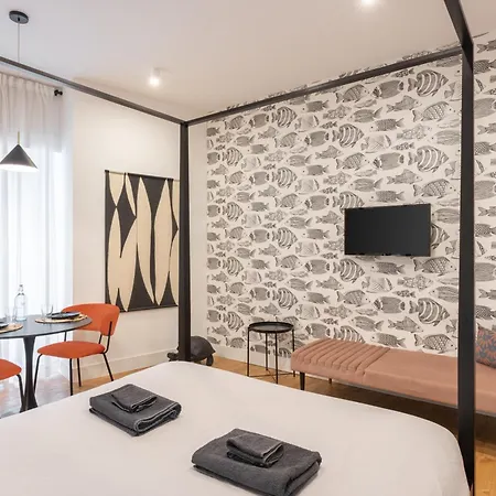 The Idyll Boutique - In Napoli's Spanish Quarters Bed & Breakfast *