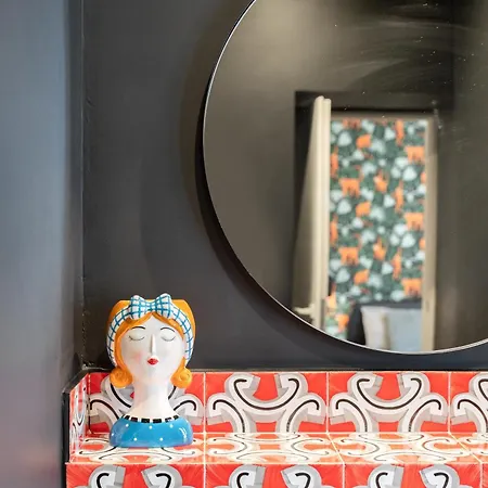 The Idyll Boutique - In Napoli's Spanish Quarters Neapol