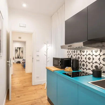 فندق مبيت وإفطار The Idyll Boutique - In Napoli's Spanish Quarters 4*